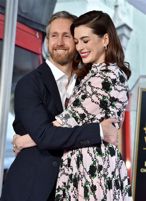 anne hathaway husband and kids.